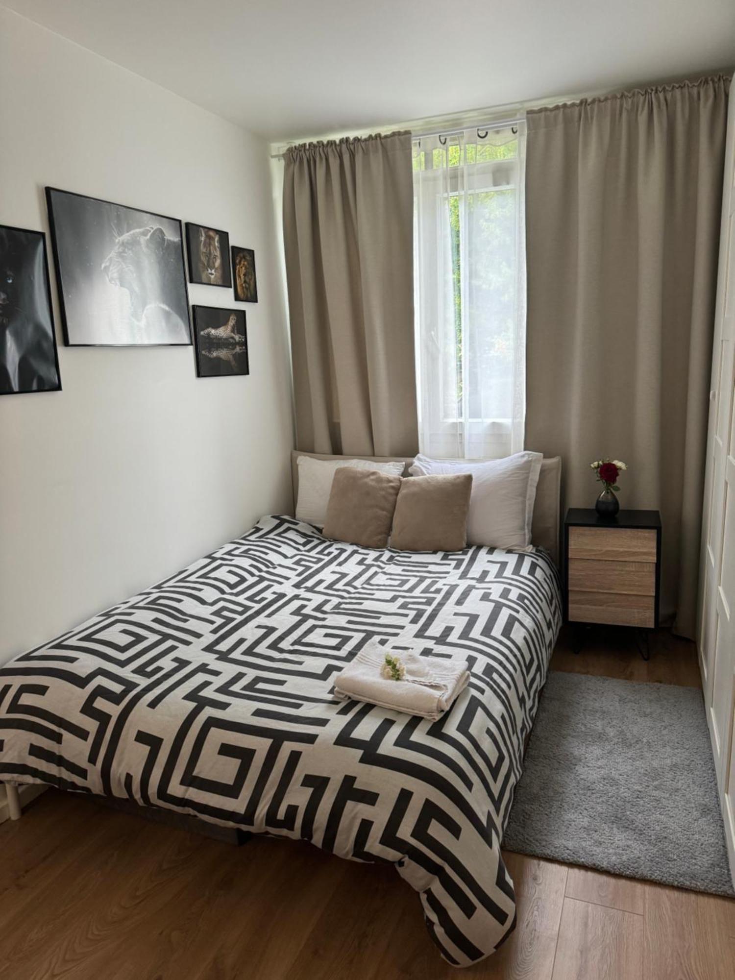 Une Chambre Dans Un Appartement Ablon-sur-Seine ภายนอก รูปภาพ