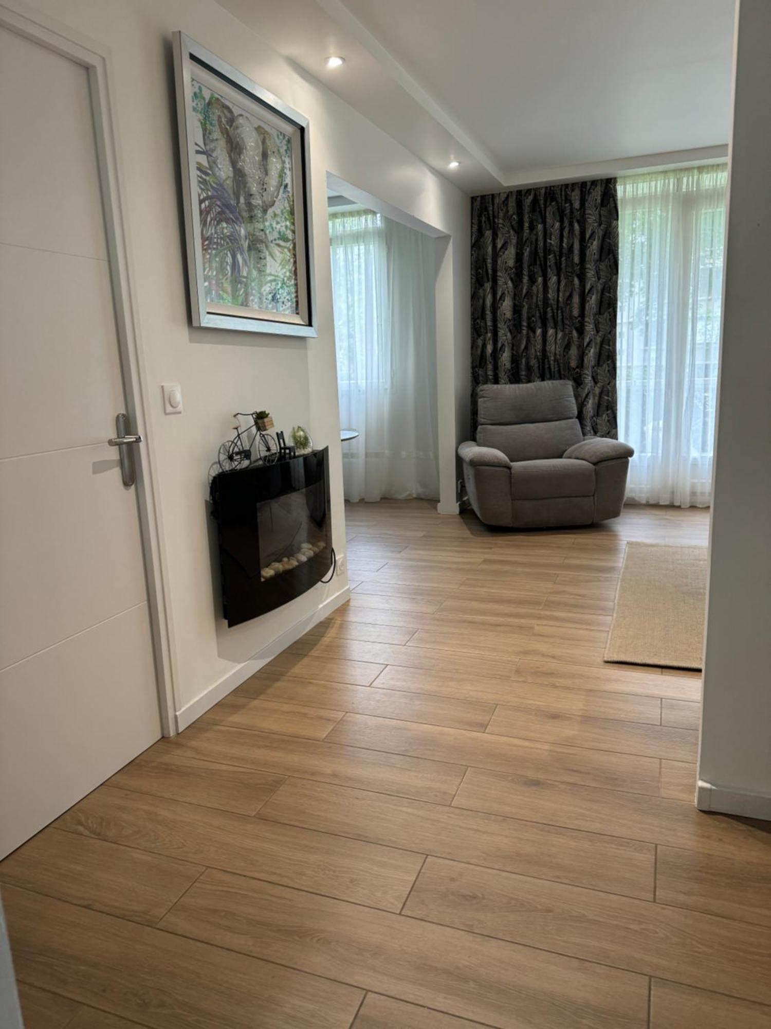 Une Chambre Dans Un Appartement Ablon-sur-Seine ภายนอก รูปภาพ