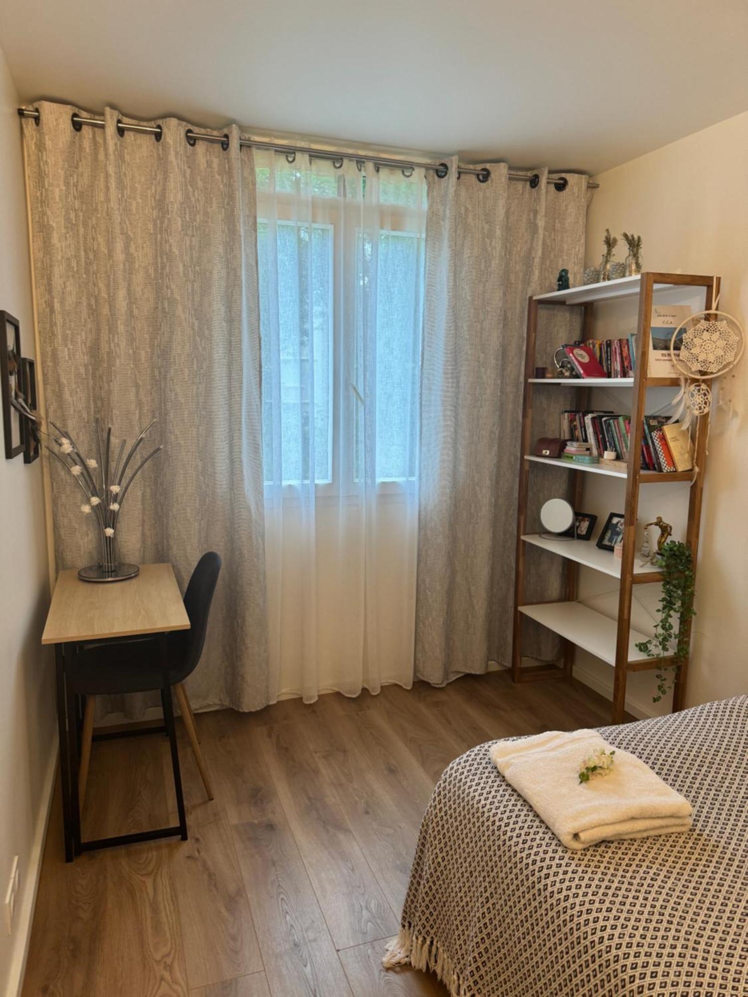 Une Chambre Dans Un Appartement Ablon-sur-Seine ภายนอก รูปภาพ